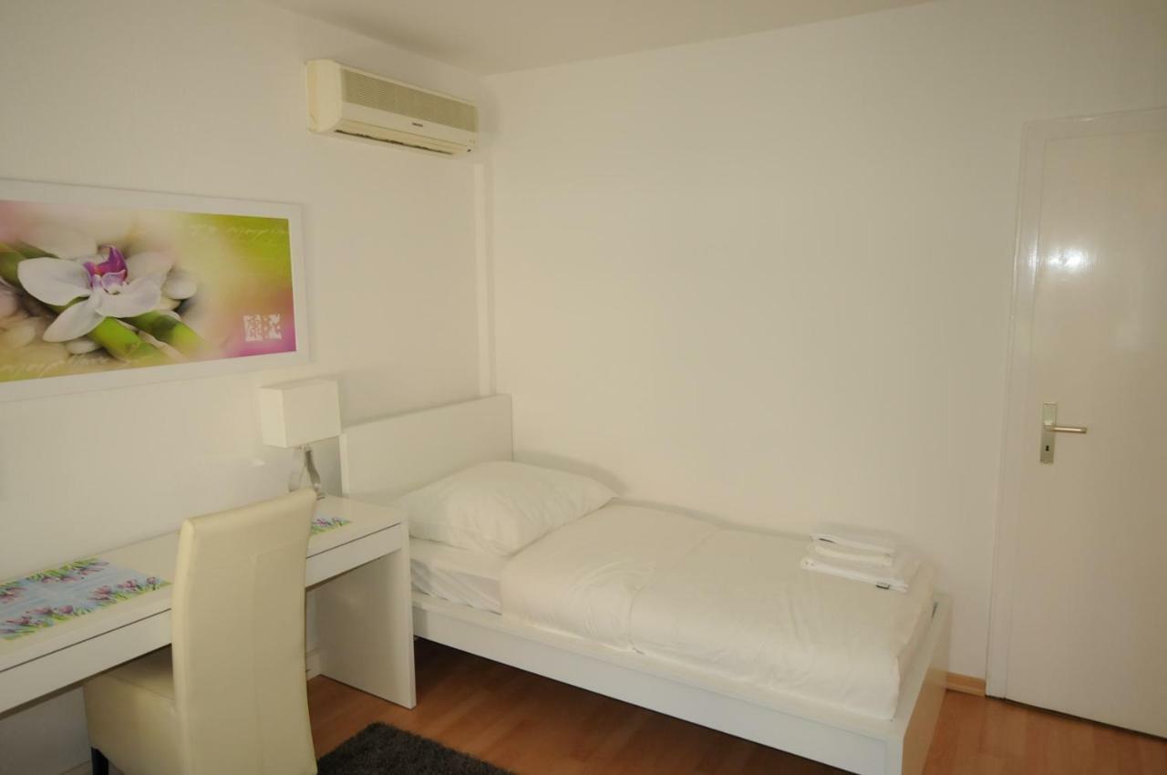 Agt Hannover Messe Zimmer Dış mekan fotoğraf